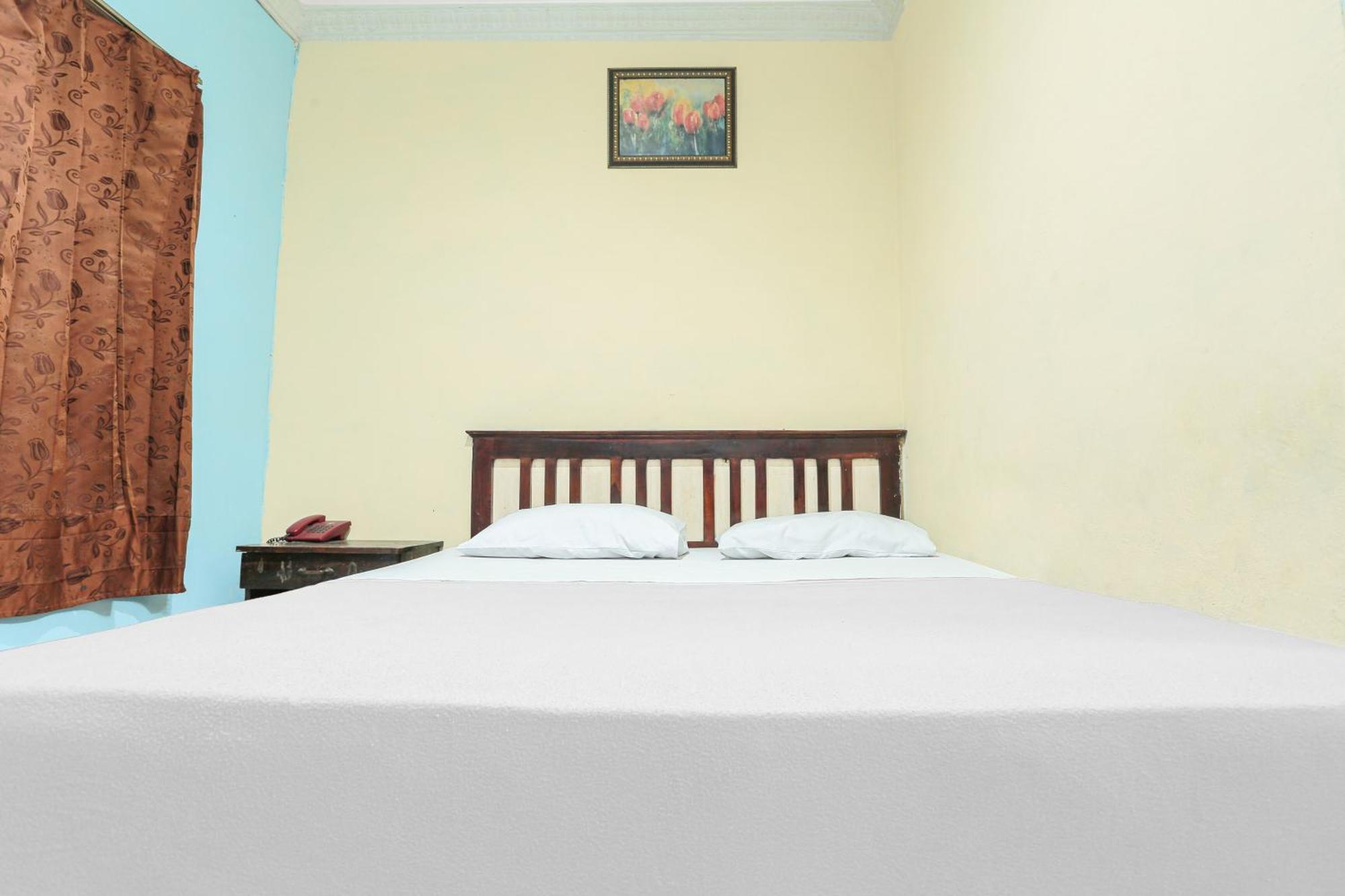 Oyo 93046 Hotel Fortuna Parepare エクステリア 写真