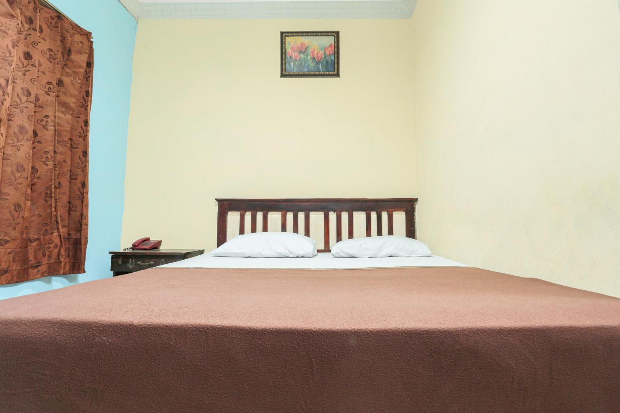 Oyo 93046 Hotel Fortuna Parepare エクステリア 写真