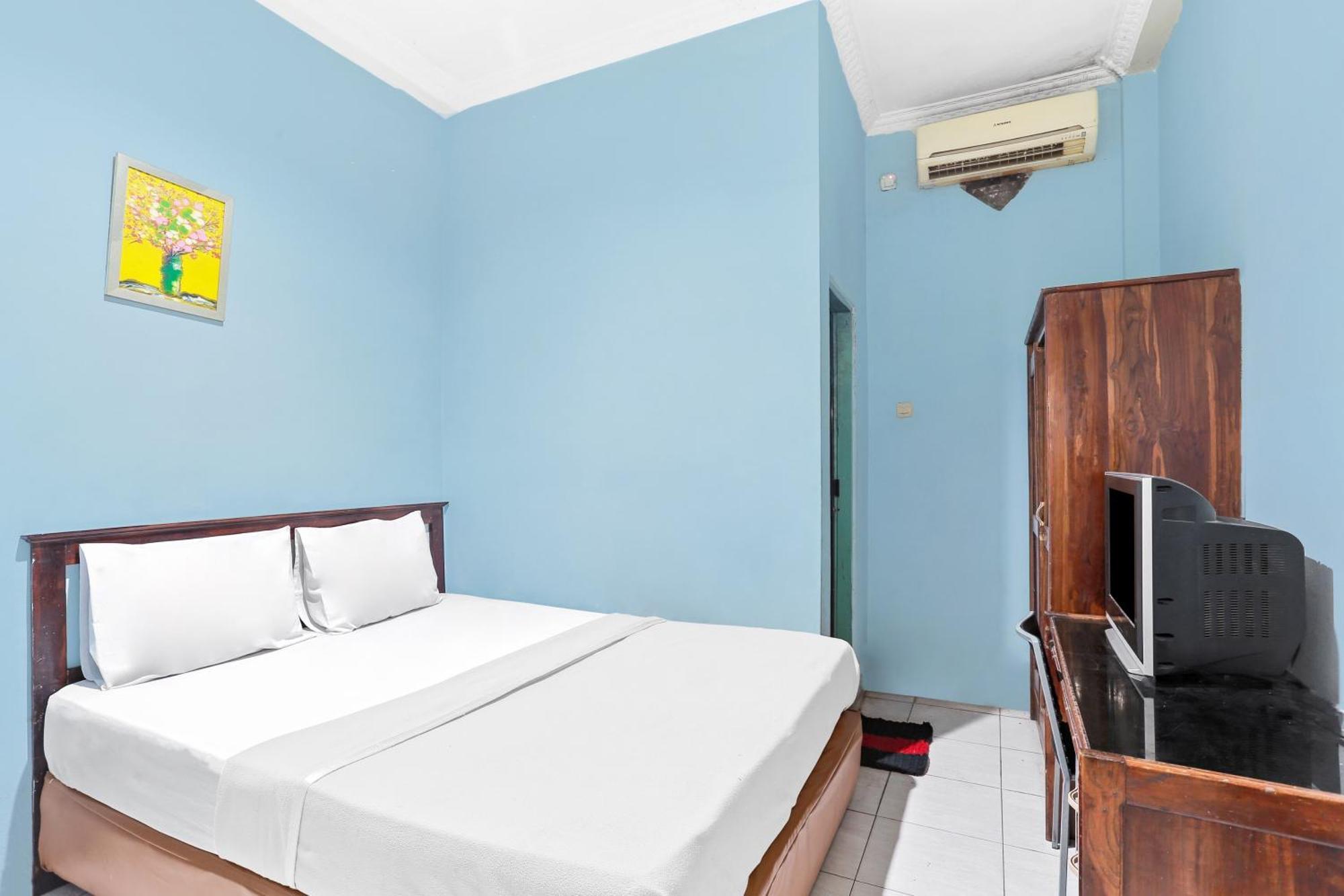 Oyo 93046 Hotel Fortuna Parepare エクステリア 写真
