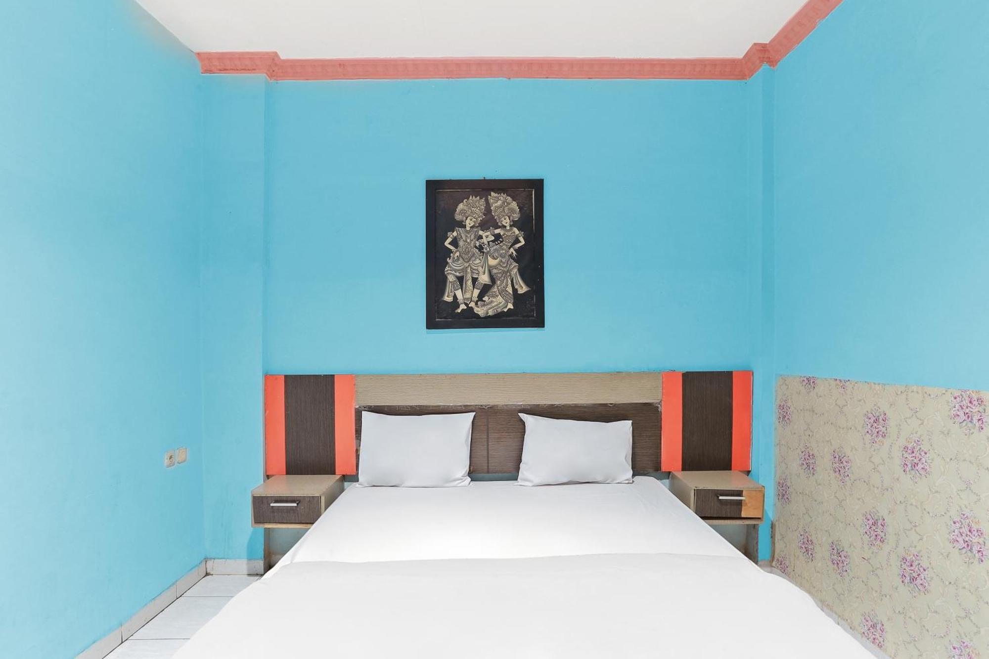 Oyo 93046 Hotel Fortuna Parepare エクステリア 写真